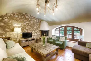 Cosy Apartment set in Nature - Image 2