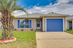 Fenced & Private Backyard: Navarre Retreat - Image 3