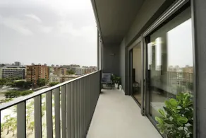 Appartement de vacances \"Couchers de soleil et piscine à Barcelone\" avec balcon, piscine partagée et Wi-Fi - Image 5