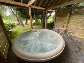 Lady Pond Retreat - Image 3