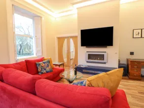 Glebe House - Image 3