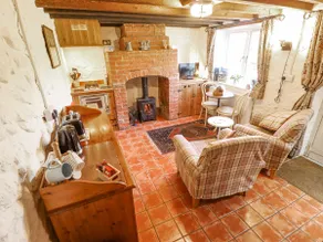 Old Blacksmiths Cottage - Image 4