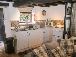 Lilac Cottage - Image 5