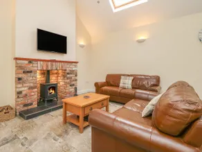 Pear Tree Cottage - Image 2