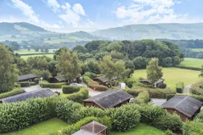 Tawny Owl Lodge - Image 2
