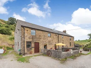 Peacock Cottage - Image 2
