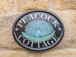 Peacock Cottage - Image 4