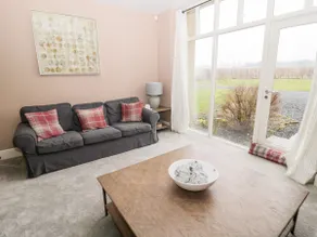 Fontburn Farmhouse - Image 5