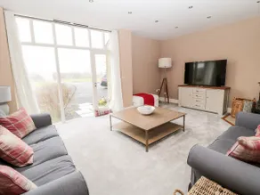 Fontburn Farmhouse - Image 4