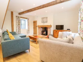 Hillside Cottage - Image 3