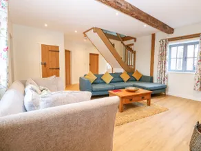 Hillside Cottage - Image 5