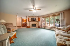 Group-Friendly Lake Erie Getaway w/ Private Yard - Image 4
