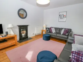 Y Castell Apartment 1 - Image 4