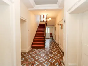 Eden House - Image 4