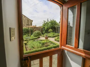 High Hall - Image 3