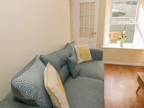 Rainforest Cottage - Image 5