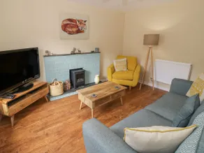 Rainforest Cottage - Image 2