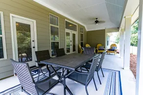 Elegant 4BR Retreat | East Montgomery + King Beds - Image 5