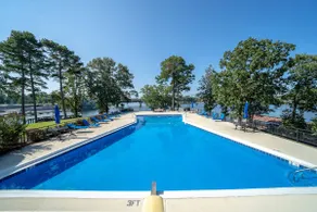 Elegant Resort Getaway, Resort Amenities, Pool Fun - Image 2