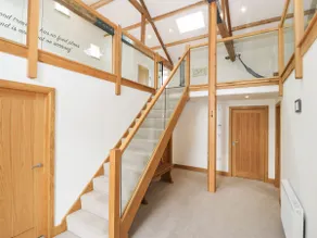 Upper House Barn - Image 2