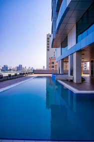 Sea View Sky High Luxury - Image 4