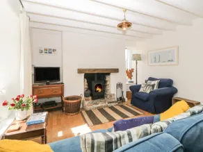 OAK COTTAGE, accepte les animaux, maison de vacances avec caractère à Hooe - Image 3