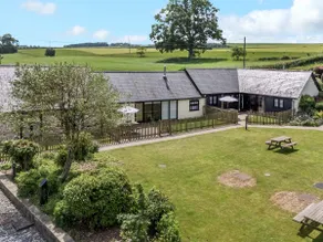 The Old Cart Shed - Image 2