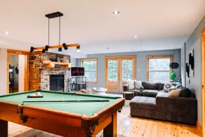Chalet Authentik 50 | Jacuzzi, Heated Pools & Lake - Image 4