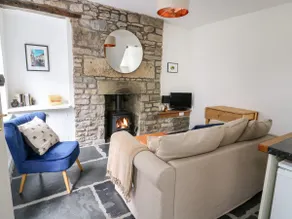 Pine Cottage - Image 3