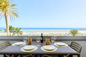 Beachfront 2 Bedroom Retreat - Image 2