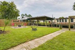 Satsuma Home w/ Fire Pit + Dunns Creek Access! - Image 3