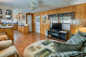 Satsuma Home w/ Fire Pit + Dunns Creek Access! - Image 5