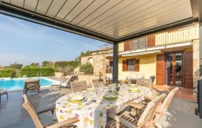 Lovely home in Castiglione Del Lago - Image 2