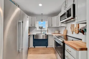 Bon Vie: Pet Friendly, Beach Access, Private Home! - Image 4
