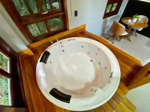 Smart Chardonnay chalet with Jacuzzi in the Valley! - Image 3