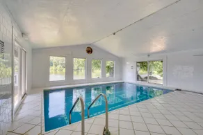 Missouri Castle w/ Private Lake, Pool & 100 Acres! - Image 3