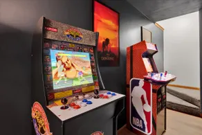 Mins to Skiing|Movie Room|HotTub|Gameroom|Sauna - Image 2