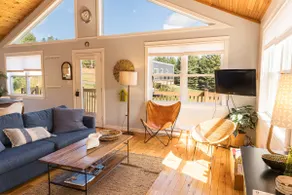 Hot Tub | Pet Friendly | Kayaks - Vasara Cottage - Image 2