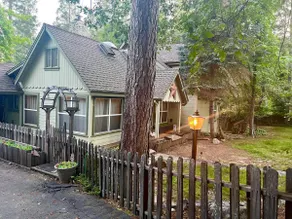 Tranquil 3BR Retreat w/ Pool, Spa & Lake Access - Image 3