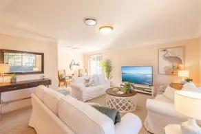 Pet friendly White Sands, 14 Whitesands Road - Linen & Air Con - Image 5