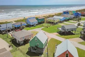 Steps to beach. Updated Home. Pets Welcome 5 stars - Image 2
