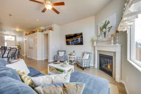 Stunning Peyton Retreat w/ Game Room, Private Yard - Image 5