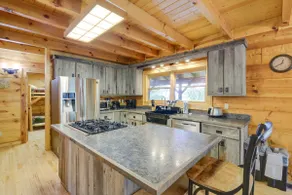 Sevierville Rental Cabin w/ Hot Tub & Game Room! - Image 4
