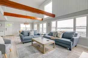 Serene Mattapoisett Home w/ Private Beach Access! - Image 5