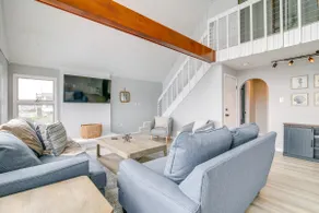 Serene Mattapoisett Home w/ Private Beach Access! - Image 4