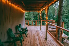 Whimsy Homes • Hot Tub, Lake, 2 Baths, Dogs Ok - Image 4