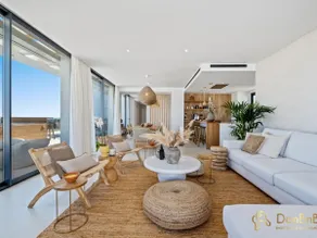 Luxury Penthouse with Jacuzzi in Higuerón West - Image 5