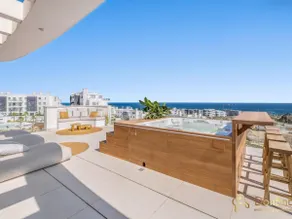 Luxury Penthouse with Jacuzzi in Higuerón West - Image 3