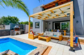 Villa Alpha by Villa Plus - Image 3