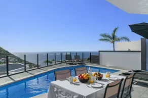 Villa Calheta Charm by Villa Plus - Image 2
